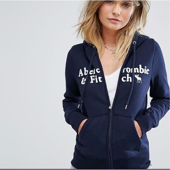 Abercrombie & Fitch M hoodie logo on the front zip up - Picture 1 of 6